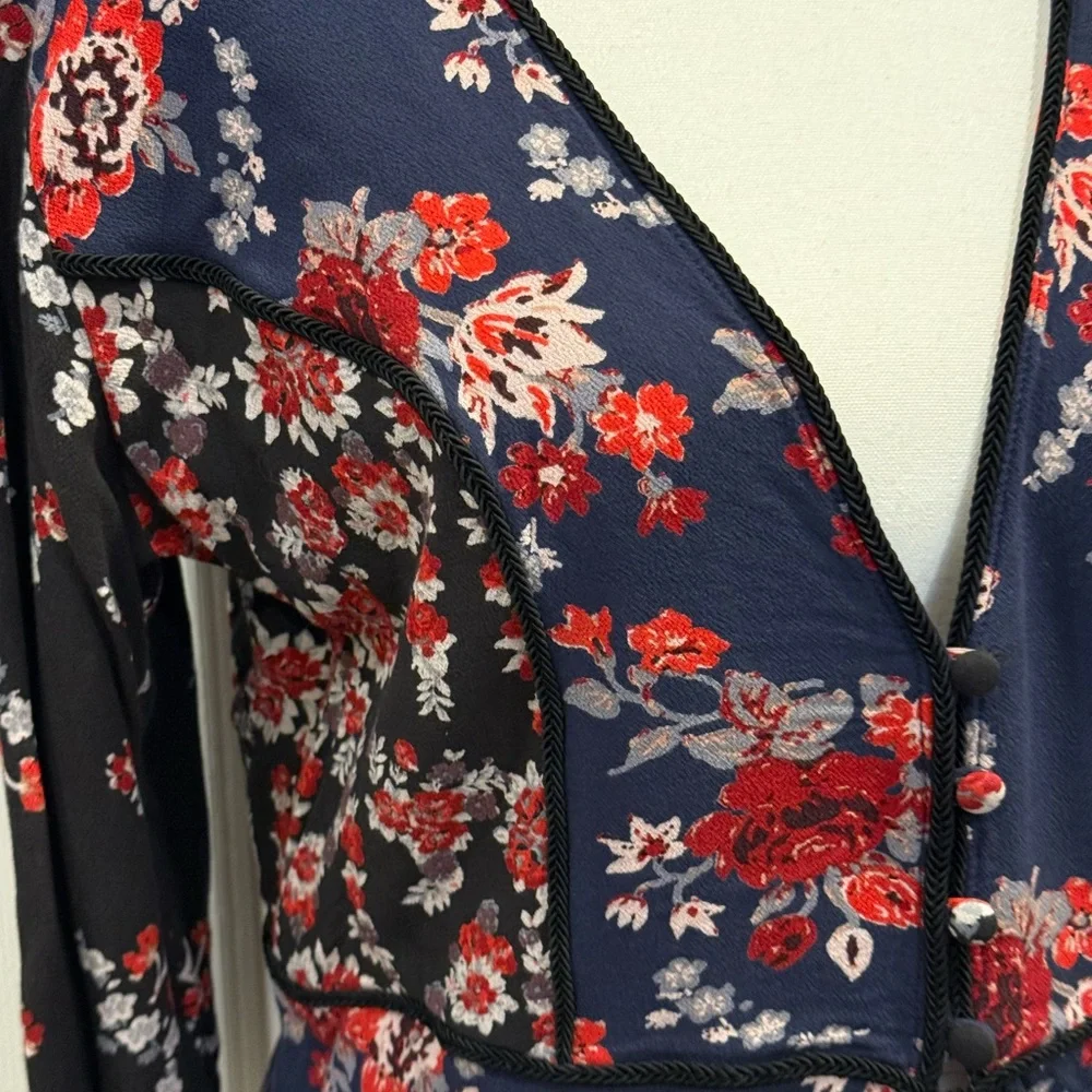 Free People Navy Floral Tie Front Peplum Blouse Boho Top Size M - Picture 7 of 9